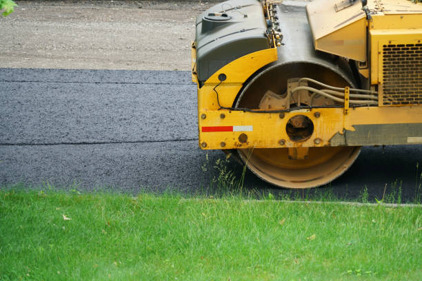 Best Driveway Paving Contractor  in Dresden, TN